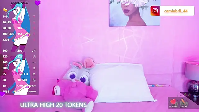 Trixiroy online show from April 26, 2026, 3:37 am