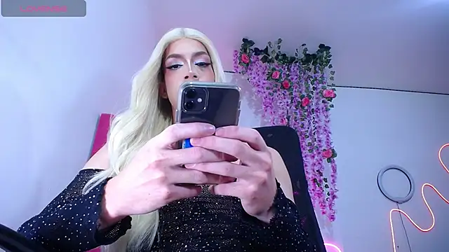 khalany hadid online show from November 25, 2025, 6:14 am