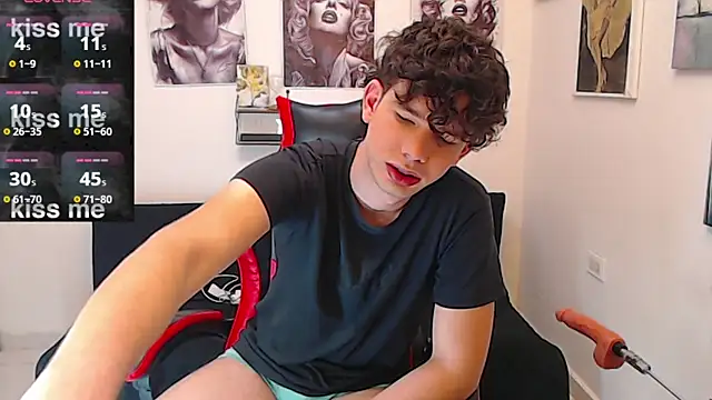 Snapshot of Angelo-cianuro- chatting on April 10, 2026, 11:23 pm Angelo-cianuro- online show from April 10, 2026, 11:23 pm