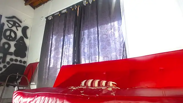Snapshot of Dexter-T chatting on December 21, 2024, 8:54 pm Dexter-T online show from December 21, 2024, 8:54 pm