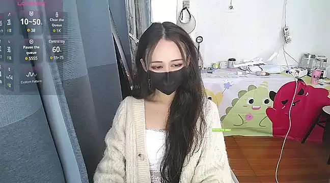 Snapshot of CN-Doudou chatting on March 15, 2025, 10:57 am CN-Doudou online show from March 15, 2025, 10:57 am