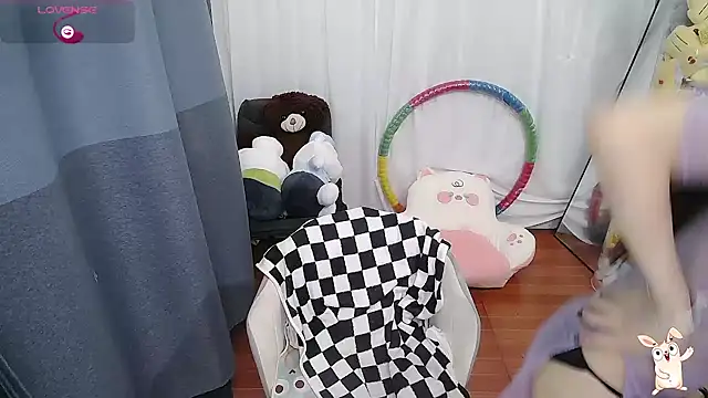 CN-Doudou online show from October 16, 2025, 3:26 am