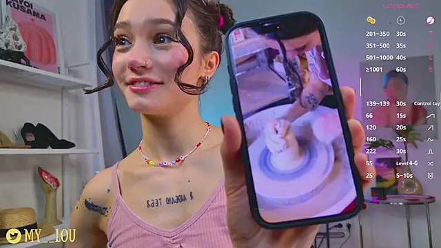 Snapshot of MyLou_ chatting on March 11, 2026, 3:17 pm MyLou online show from March 11, 2026, 3:17 pm