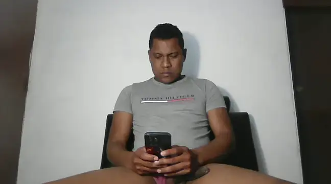 latinblack01 online show from February 11, 2025, 5:05 am