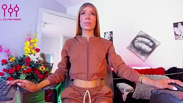 Snapshot of La_Perversa69 chatting on February 18, 2026, 7:32 pm La Perversa69 online show from February 18, 2026, 7:32 pm