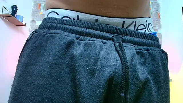 Snapshot of aaron_antonella_mds chatting on November 22, 2025, 8:40 pm aaron antonella mds online show from November 22, 2025, 8:40 pm