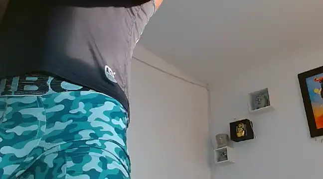 Snapshot of mikekingcum chatting on January 13, 2025, 10:24 pm mikekingcum online show from January 13, 2025, 10:24 pm