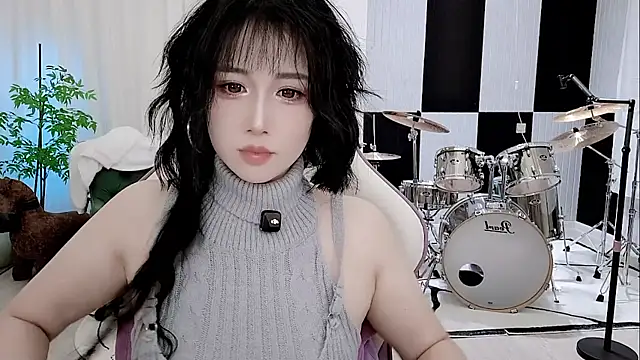 Vaness-a online show from September 17, 2025, 8:33 pm