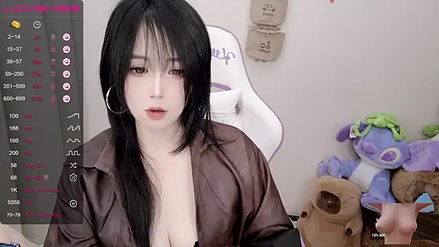 Vaness-a online show from March 9, 2025, 7:15 pm