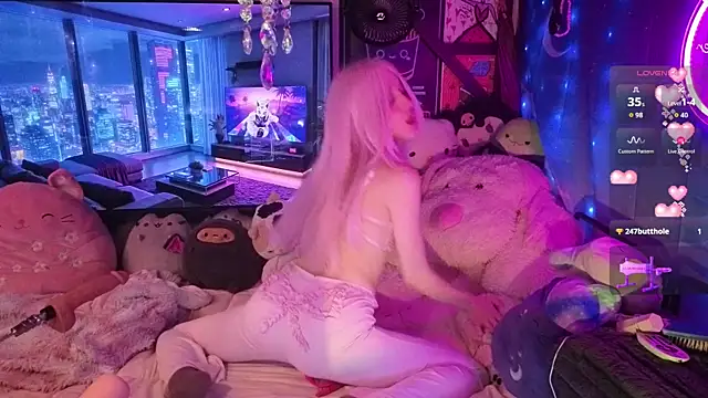 pinkocean3 online show from November 30, 2025, 9:26 pm