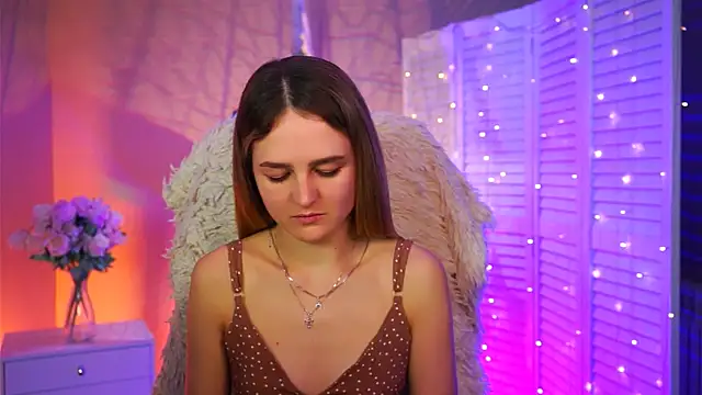 Snapshot of DeboraLarson chatting on February 12, 2026, 8:36 am DeboraLarson online show from February 12, 2026, 8:36 am