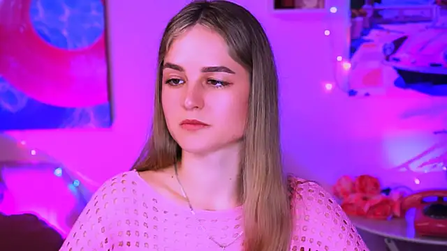 DeboraLarson online show from March 7, 2025, 6:57 am