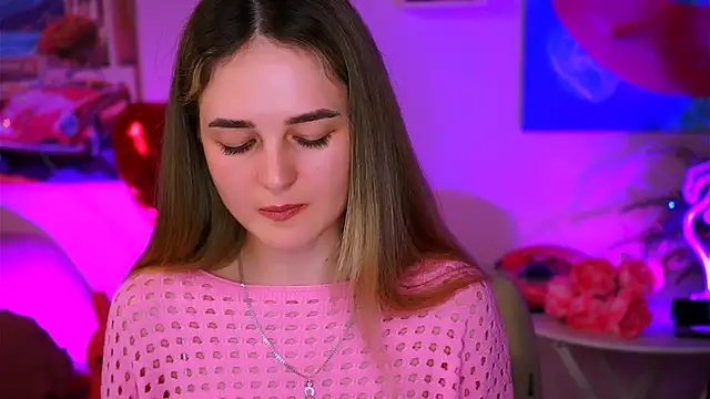 DeboraLarson online show from February 22, 2025, 9:56 am