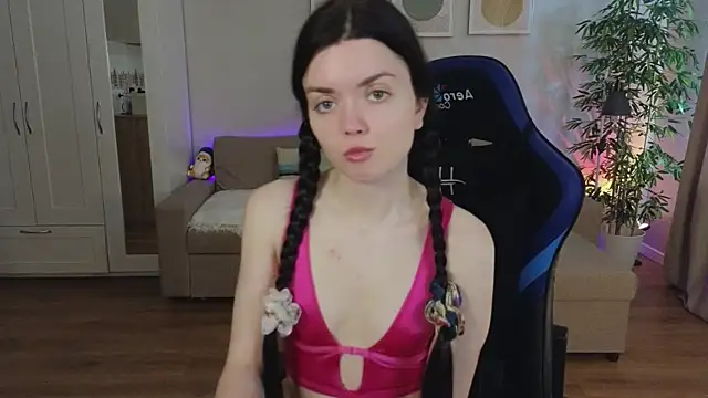 likeamoss online show from May 24, 2026, 7:52 am