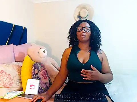 Snapshot of veronica1xxx chatting on December 17, 2025, 7:08 pm veronica1xxx online show from December 17, 2025, 7:08 pm