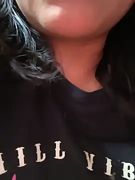 Kasandra02 online show from July 1, 2026, 7:36 pm