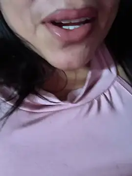 Kasandra02 online show from July 29, 2026, 5:17 am