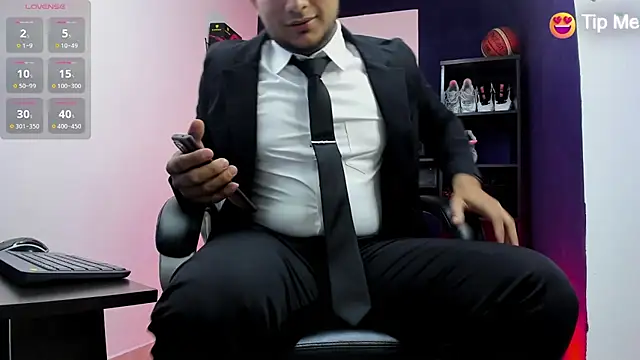 Snapshot of Marcos_garcias chatting on January 15, 2026, 9:12 am Marcos garcias online show from January 15, 2026, 9:12 am