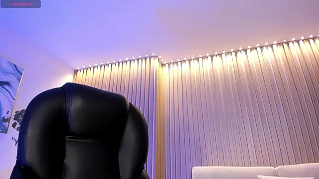 Snapshot of GabriellaLee chatting on November 5, 2025, 3:20 am GabriellaLee online show from November 5, 2025, 3:20 am