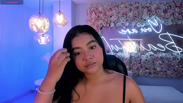 Snapshot of GabriellaLee chatting on November 20, 2025, 2:34 am GabriellaLee online show from November 20, 2025, 2:34 am