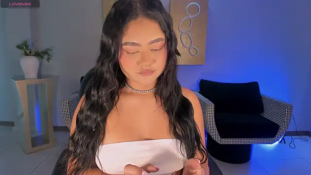 Snapshot of GabriellaLee chatting on February 7, 2026, 3:25 am GabriellaLee online show from February 7, 2026, 3:25 am