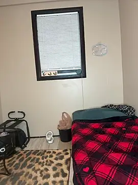 tillymarie34 online show from July 3, 2026, 3:46 am