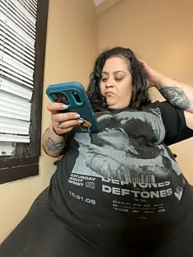 tillymarie34 online show from April 29, 2026, 3:00 am