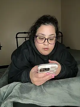 tillymarie34 online show from November 30, 2025, 3:18 am