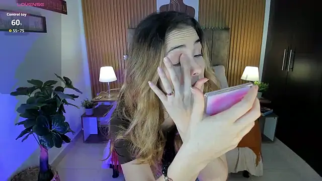 Snapshot of StacyWoods chatting on January 15, 2026, 7:28 pm StacyWoods online show from January 15, 2026, 7:28 pm