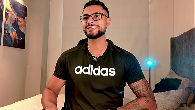 LiamGarcia1 online show from June 17, 2026, 2:16 pm