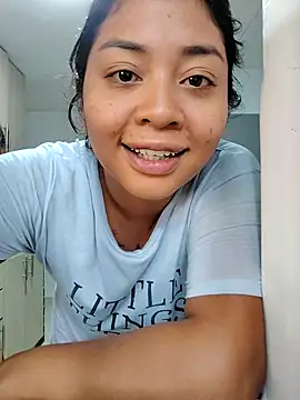 aisha brownn online show from December 4, 2025, 4:50 pm