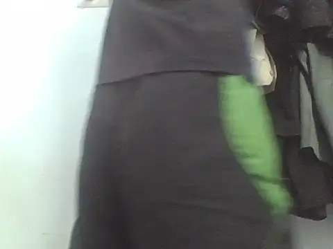 AuntyLover BhabhiLover  online show from February 8, 2026, 5:16 am