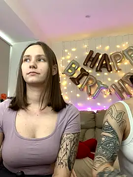 HotCaramellsTV online show from October 20, 2025, 9:21 am