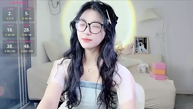 Luminous163 online show from October 15, 2025, 9:28 am