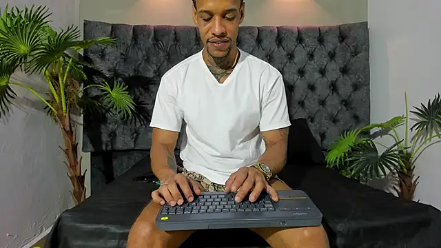 Salomon koude online show from May 10, 2026, 1:31 am
