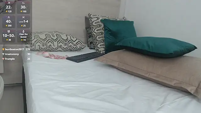 sussy leon online show from March 18, 2025, 6:39 pm