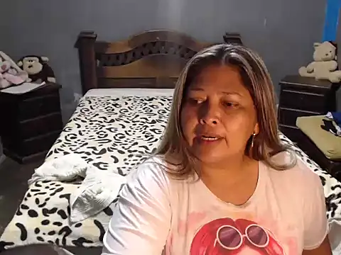 CANDYSWEET51 online show from December 19, 2025, 1:09 am