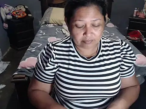 Snapshot of CANDYSWEET51 chatting on March 17, 2026, 3:37 pm CANDYSWEET51 online show from March 17, 2026, 3:37 pm