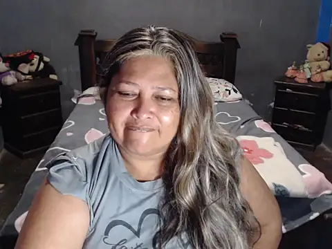 Snapshot of CANDYSWEET51 chatting on March 23, 2026, 8:08 pm CANDYSWEET51 online show from March 23, 2026, 8:08 pm