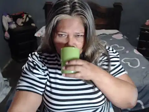 Snapshot of CANDYSWEET51 chatting on March 24, 2026, 3:23 pm CANDYSWEET51 online show from March 24, 2026, 3:23 pm