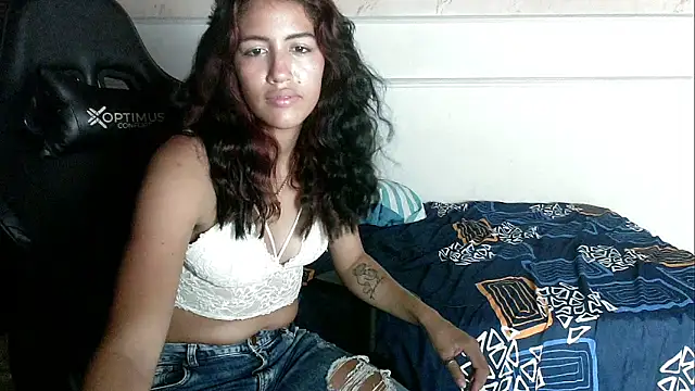Snapshot of dayanita_hot_ chatting on February 7, 2025, 7:06 pm dayanita hot online show from February 7, 2025, 7:06 pm