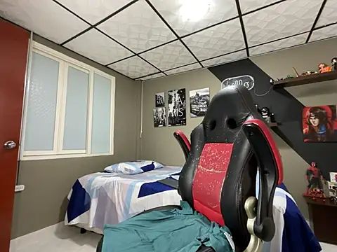 Snapshot of marcel_crawford96 chatting on February 21, 2026, 1:35 pm marcel crawford96 online show from February 21, 2026, 1:35 pm