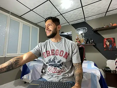 Snapshot of marcel_crawford96 chatting on April 26, 2026, 12:46 pm marcel crawford96 online show from April 26, 2026, 12:46 pm