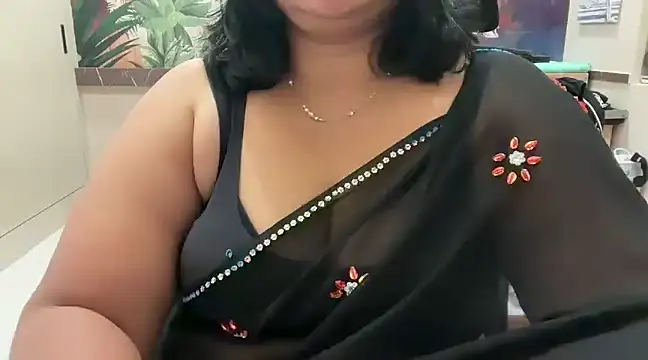 Snapshot of mitha-telugu chatting on January 7, 2025, 5:31 pm mitha-telugu online show from January 7, 2025, 5:31 pm