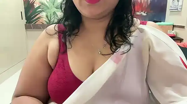 Snapshot of mitha-telugu chatting on December 29, 2024, 4:40 pm mitha-telugu online show from December 29, 2024, 4:40 pm