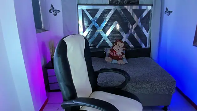 nova sex01 online show from July 16, 2026, 8:50 pm