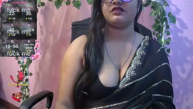 Snapshot of Pari-new chatting on February 9, 2026, 4:21 am Pari-new online show from February 9, 2026, 4:21 am