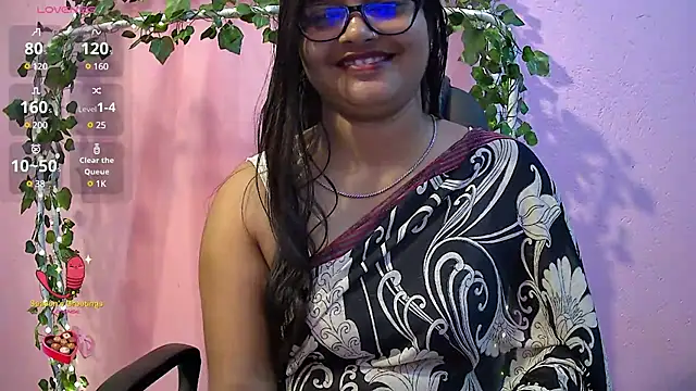 Snapshot of Pari-new chatting on March 18, 2025, 10:17 am Pari-new online show from March 18, 2025, 10:17 am
