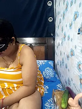 Snapshot of tina8th chatting on November 1, 2025, 5:07 pm tina8th online show from November 1, 2025, 5:07 pm