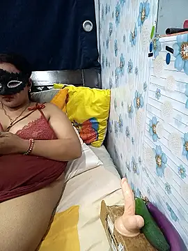 Snapshot of tina8th chatting on November 24, 2025, 5:24 pm tina8th online show from November 24, 2025, 5:24 pm